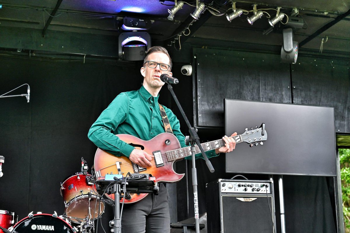 stylusboy's tweet photo. A few more photos from @godivafestival on the @BBCCWR Coventry Stage. https://t.co/kzBlIkzpLC