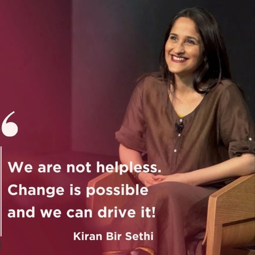 🗨️ DFC'nin kurucusu, Kiran Bir Sethi'nin şu sözünü hatırlayalım! <a href="/kiranbirsethi/">Kiran Bir Sethi</a> <a href="/dfcworld/">delhifashionclub</a>

✨"Çaresiz değiliz. Değişim mümkün ve biz bunu YAPABİLİRİZ!" ✨

#ican #yapabilirim #dfc #dfcworld #dfcturkiye #designforchange #değişimiçintasarım