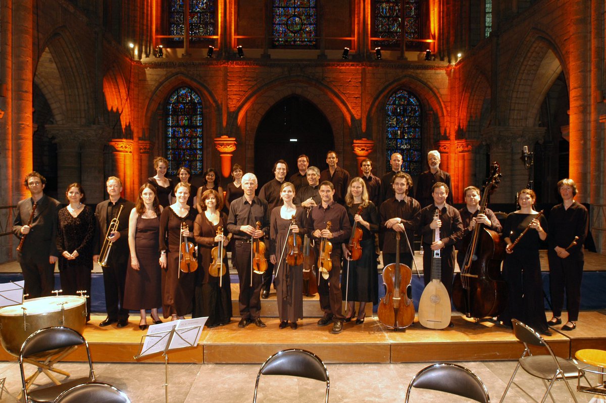 Summer lookbacks - 
Il y a 20 ans naissait Opera Fuoco, un nouvel orchestre sur instruments d’époque dirigé par David Stern! 
Premier souvenir estival! Stay tuned!