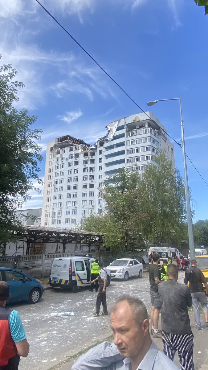 Солом‘янський район. 
Житловий будинок.
Є жертви