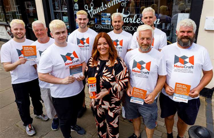 Great write-up of a fantastic fundraiser in <a href="/Diss_Express/">Diss Express</a> 👇

Meet the ‘blonde bombshells’: Men dye their hair to raise money for #mentalheath 

dissexpress.co.uk/news/meet-the-…