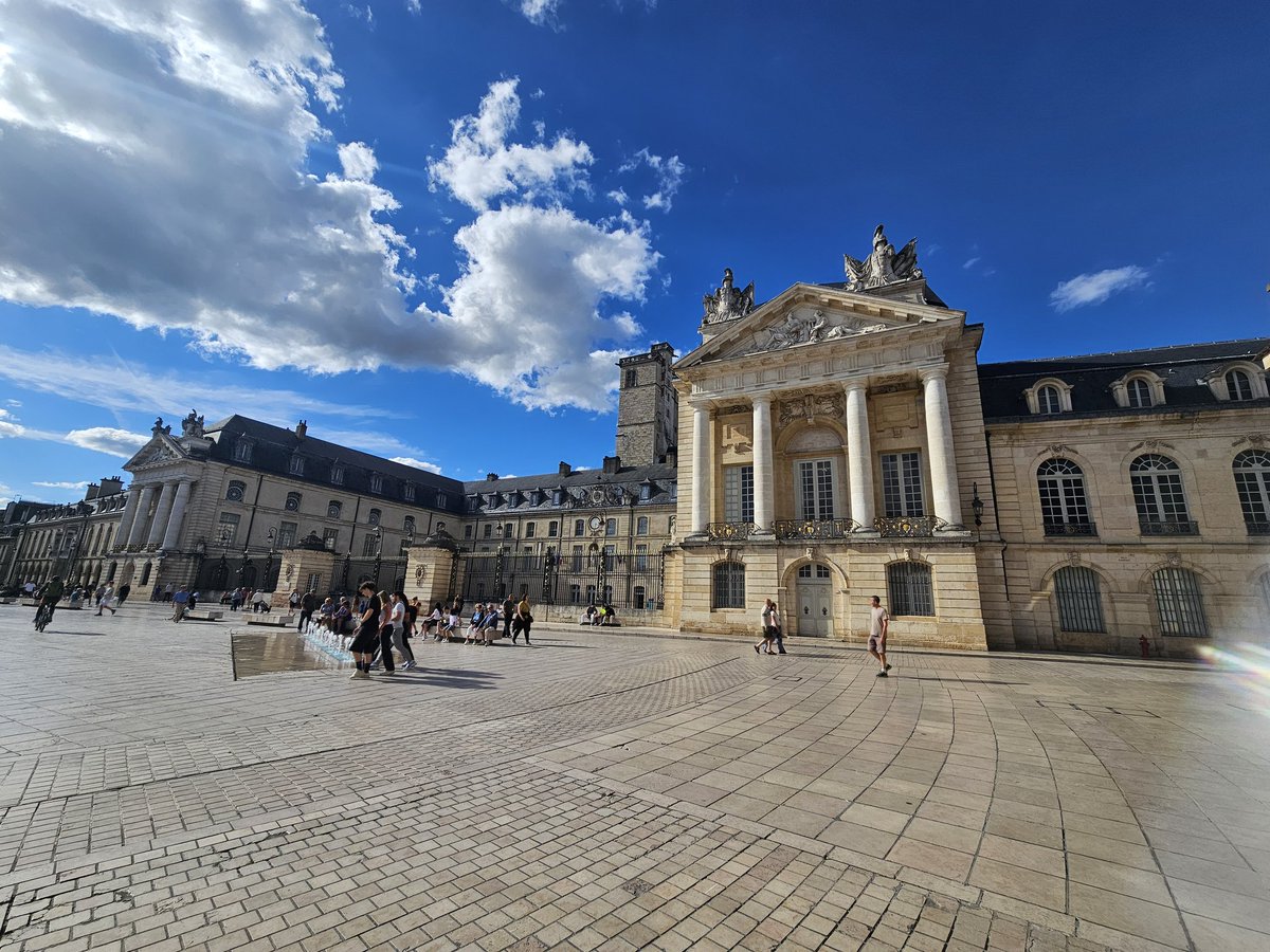 JoeyPrink's tweet photo. Arrived in Dijon for the #icsoft conference. excited to deliver my keynote about game development right between the keynotes by @SchmidhuberAI and @miso_uam https://t.co/EQEs07V9l1