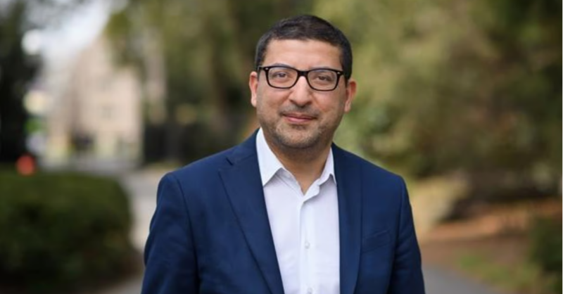 jeune_afrique's tweet photo. Dans un ouvrage à la fois dense et synthétique, l’historien tunisien M’hamed Oualdi prend à bras le corps la question complexe de l'esclavage dans le monde musulman. Et étudie les traumatismes contemporains qui en ont découlé.