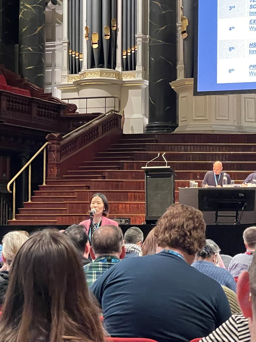 janiekibble's tweet photo. Alice earning a massive cheer and round of applause for her short but entirely warranted speech at @TeachersFed Annual Conference. @aliceleung https://t.co/VzVVpnaQC4
