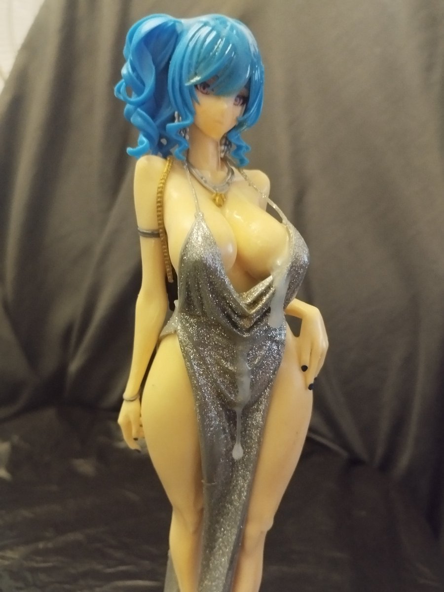 fg_bkk27's tweet photo. Having so much fun seeing her getting covered.

#SemenOnFigure
#figurebukkake
#sof
#無洗浄フィギュア
#無洗浄ぶっかけ https://t.co/vptXqtAqac