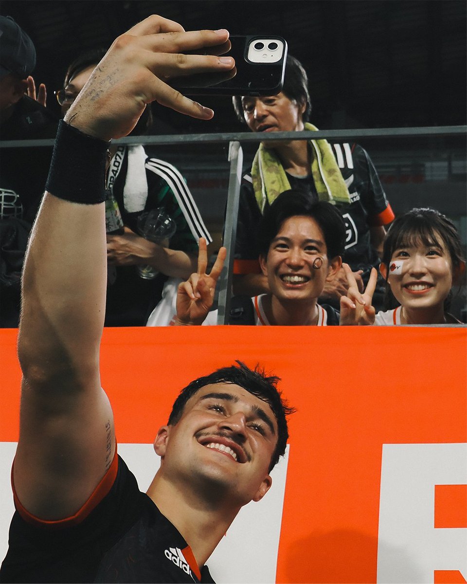 NZRugby's tweet image. From Dunedin, to Tokyo, to Cape Town, you showed up 🔥

Thank you for your unwavering support, see you again this week for more fun 🖤

#NZRugby | #AllBlacks | #MāoriAllBlacks | #NZU20s