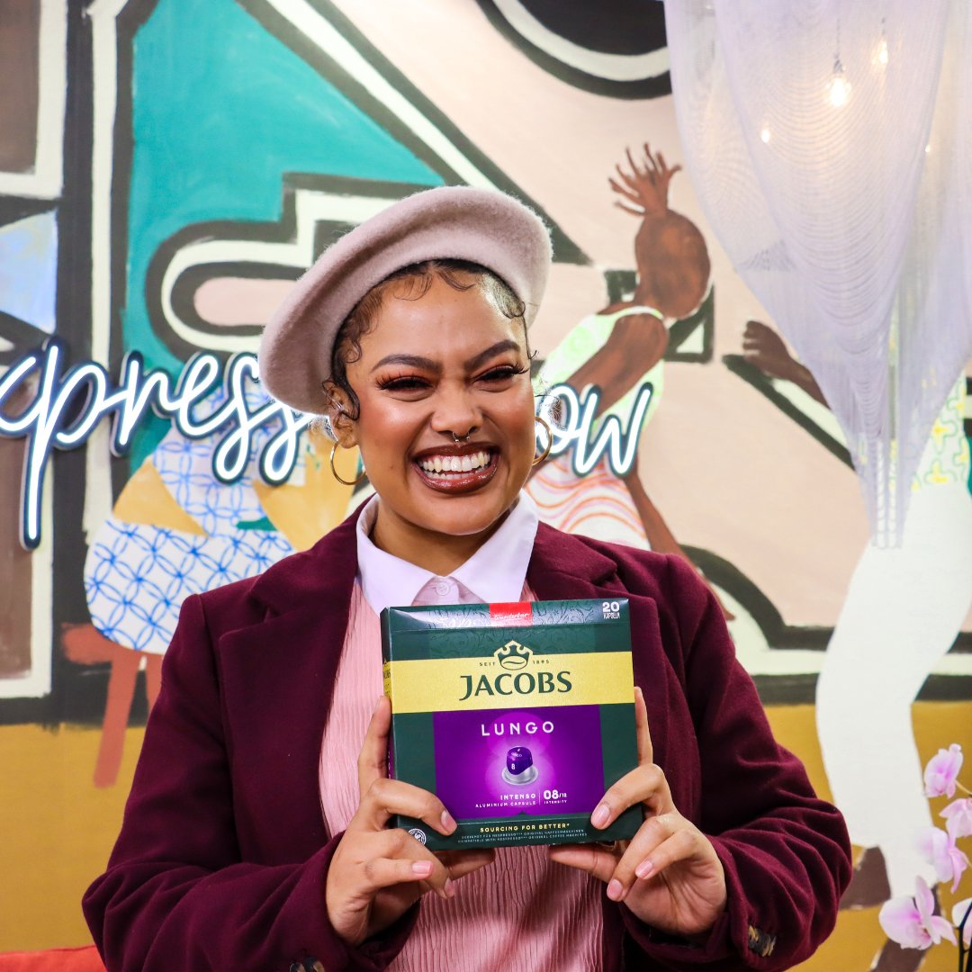 Is buying someone their favourite coffee a love language? 😍 We might be biased as we sip on a cup of <a href="/JacobsKronungSA/">Jacobs Krönung SA</a> but we want to hear your thoughts! Spill the beans and tell us using #withJacobs ☕️ #ExpressoShow