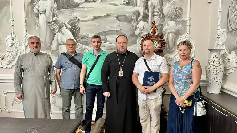 Релігійна громада на парафіяльних зборах прийняла рішення вийти з юрисдикції УПЦ (в єдності з МП) та долучитись до Православної Церкви України.
df.news/?p=200030