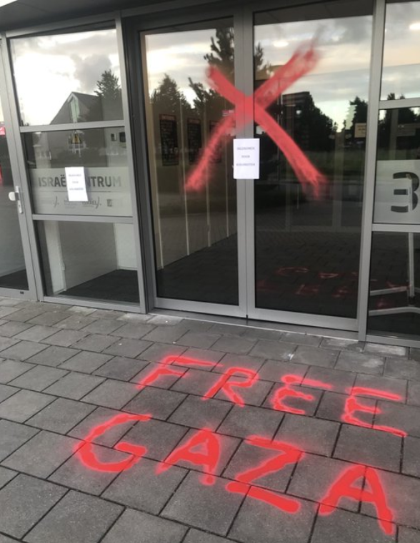 OPROEP: Na bekladding Israel Producten Centrum door @XRNederland roep ik iedereen steun te betuigen door juist NU Israelische producten te bestellen. 
Ga naar israelwinkel.nl/de-israelwinke… en toon je steun