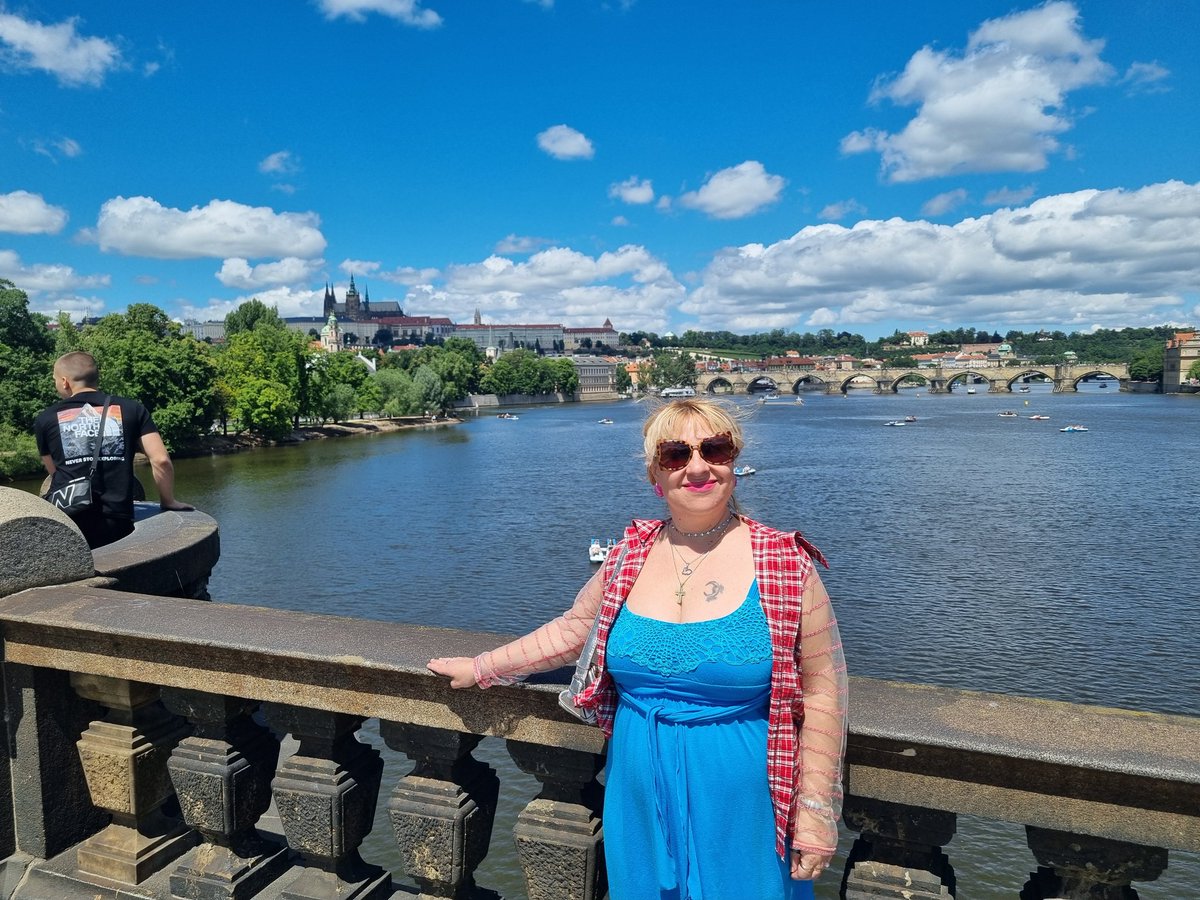DMegari's tweet photo. Recently I visited Prague, a beautiful city. I ❤️ Prague
#Prague, #vacations https://t.co/2trjhtPtut