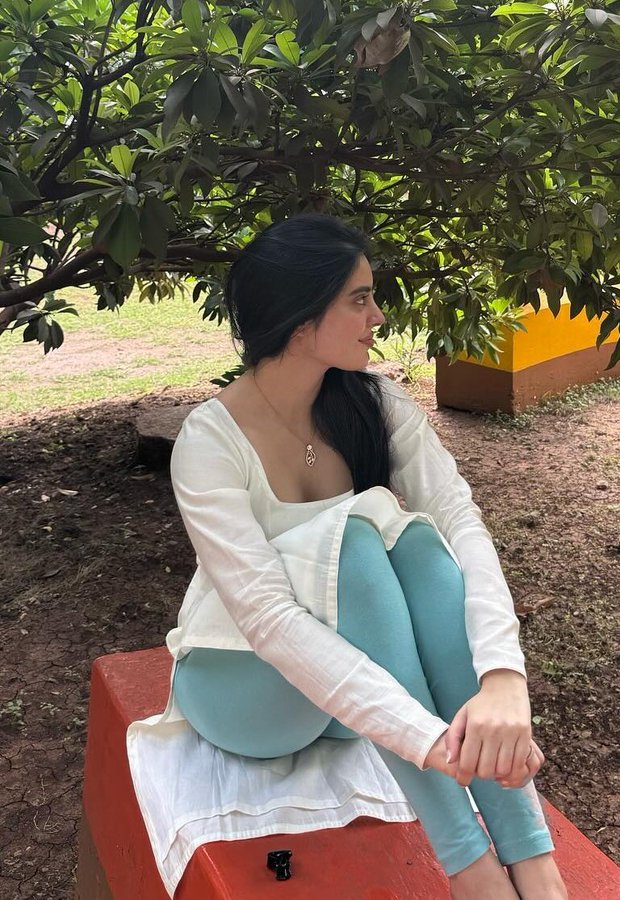 GR8Q8U3XEAEeHVu?format=jpg&name=900x900