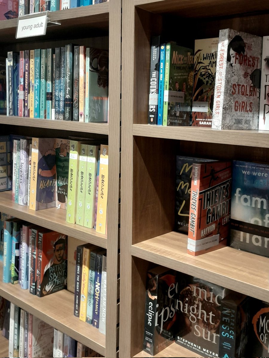 lou 𓍯 tweet media