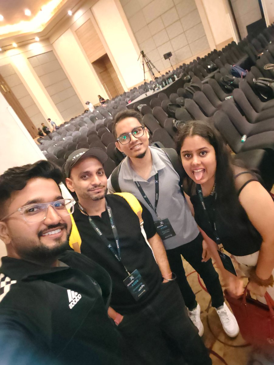 iambiswaaa's tweet photo. Attended #ReactNexus 2024. it was amazing! 
Met so many incredible people and expanded my network. Learned about exciting advancements in #React and #ReactNative, including the new React compiler, React Native for TV, and server-driven components for web and mobile.🚀
#TechEvents https://t.co/IzIsNgWZur