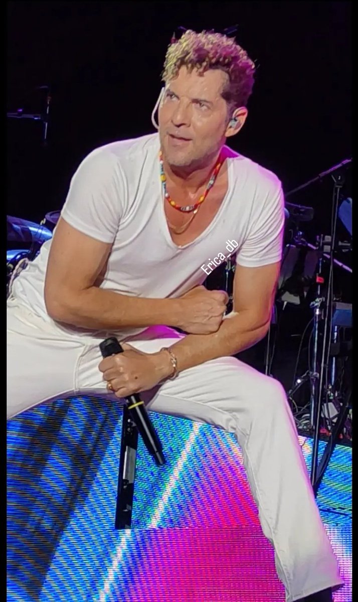 Ericaa92__db's tweet photo. Y si preguntan por ti, no voy a responder??
@davidbisbal Almería 6 /07 #tourvolaré2024
Vivo en un sueño flotante aún... Pedazo de concierto!!!.💙😍
#almeria #almeriapower #db #bisbal #davidbisbal #Idolo #love #Fotazasdb #magia #SuVoz https://t.co/HcU5l38P9V