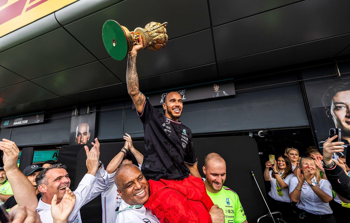 Sir Lewis Hamilton Updates(back in 2025) tweet media