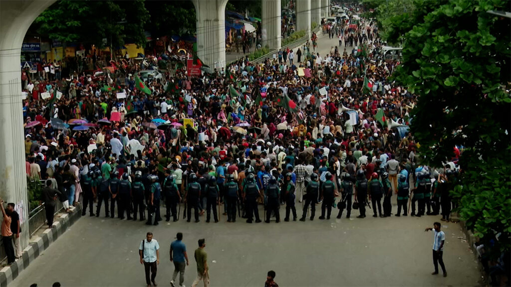 কোটা আন্দোলন: আজ শাহবাগ থেকে ফার্মগেট পর্যন্ত সড়ক অবরোধ করবে শিক্ষার্থীরা