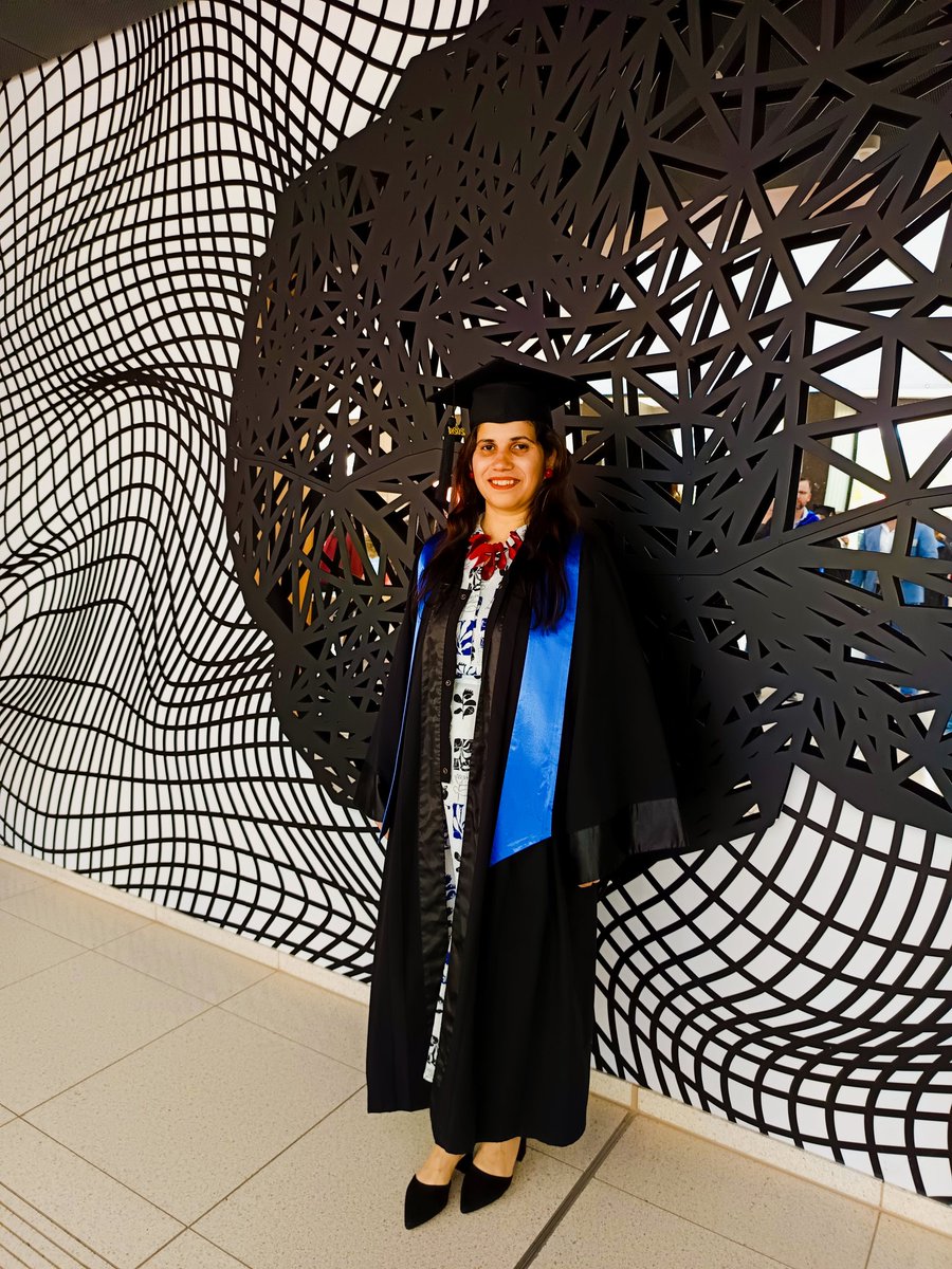 vinitiwari1's tweet photo. So happy and proud to have my family by my side on my 🎓 graduate ceremony #GSN @LMU_Muenchen. Now proudly, Dr. Vini Tiwari #proudgrad. Phd is all about resilience, patience , no instant gratifications, finding solutions to any problems that come your way and becoming stronger https://t.co/0LvKZENqik