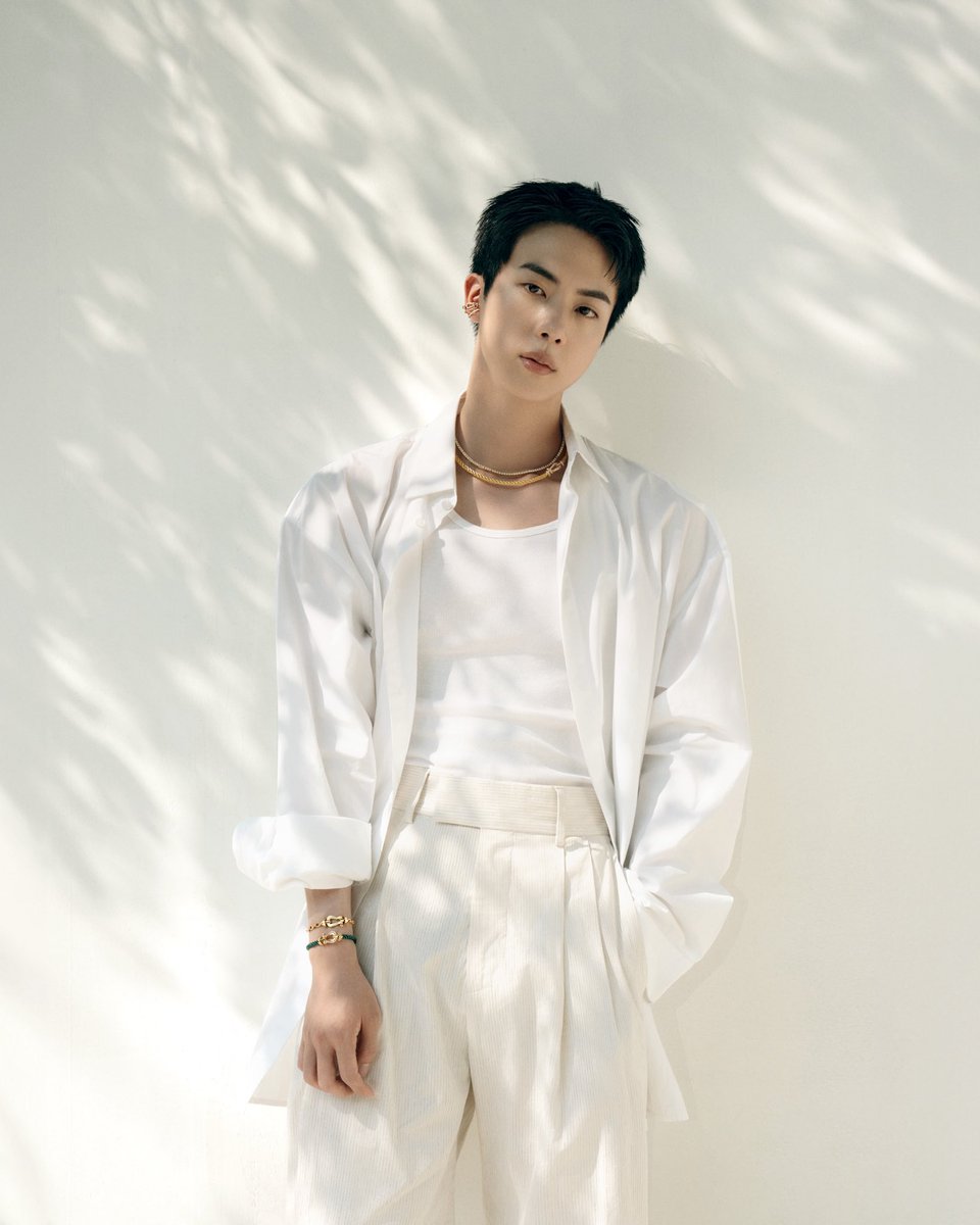 ellejapan's tweet photo. BTS JINが「フレッド」の新しいグローバルブランドアンバサダーに就任
https://t.co/nQyXJaDJA0 https://t.co/ApdOQnnaNB
