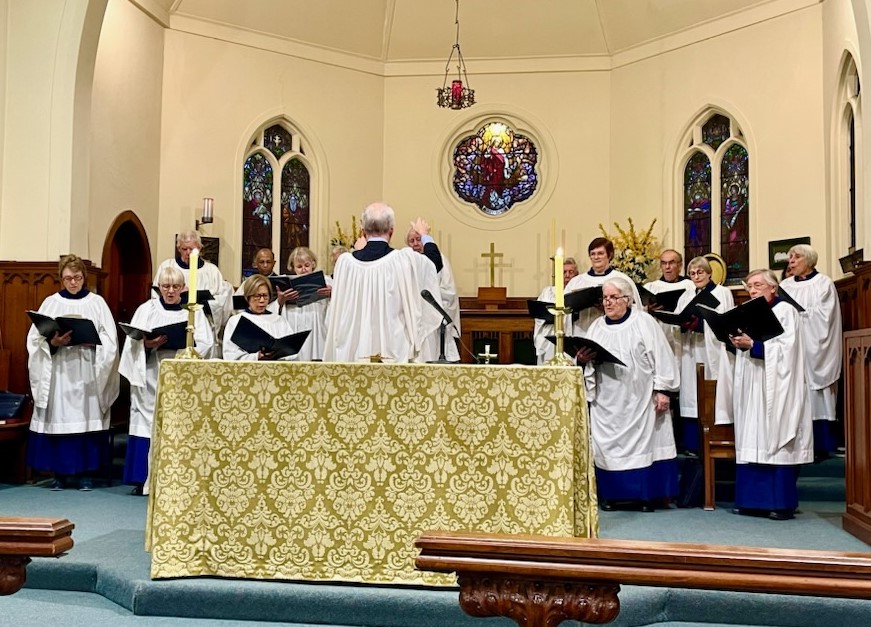 HolyTrinitySH's tweet photo. Last night in a nice warm church, Richard and HT's Evensong Choir were in fine form.
And whilst on music this coming Sunday, July 14 at 2.30pm The Wiffler Flute Ensemble and Friends will be presenting an afternoon of musical delights at HT in aid of the ASRC. Tickets: $20 https://t.co/7ELMTZ8bXw