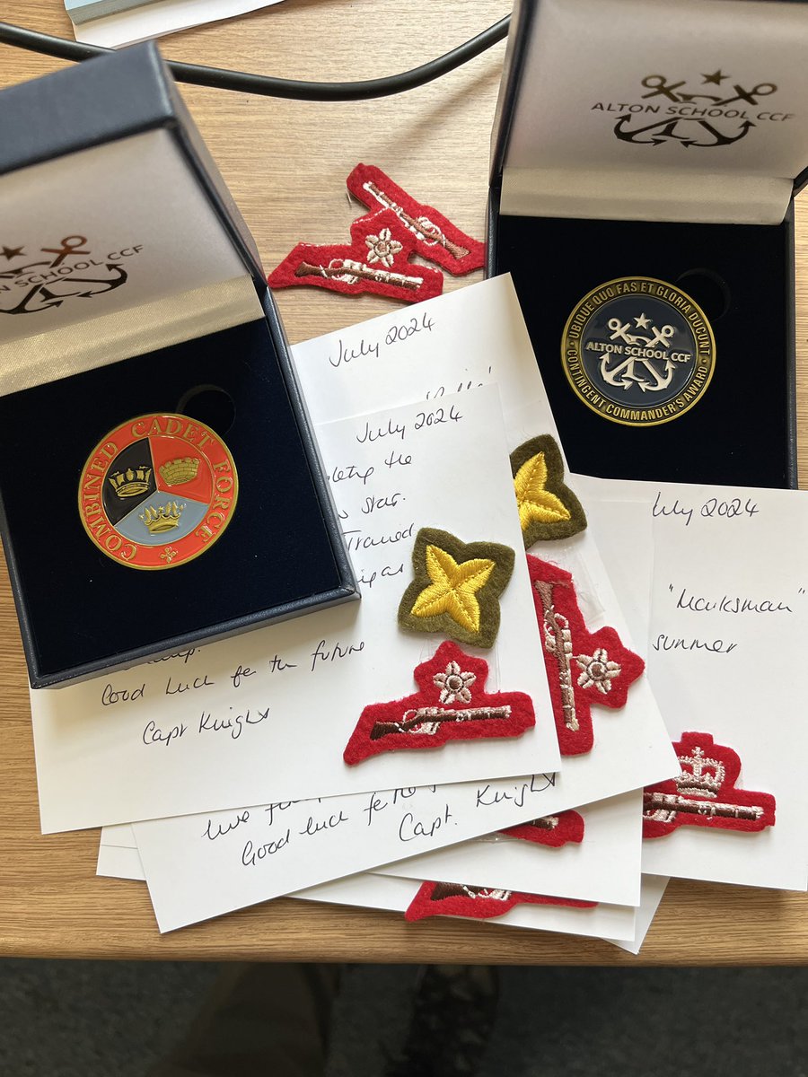 AltonSchoolCCF's tweet photo. The last celebration assembly of school is an opportunity to give out badges earned at last week’s summer camp and to award Contingent Commander’s coins. @AltonSchool1938 @CCFcadets @Rodgray27 @SydSydenham  @ArmyCadetsUK https://t.co/GQ2BGlWHAN
