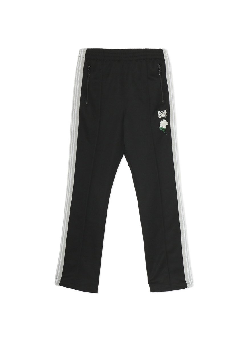 [10th July release]WILDSIDE YOHJI YAMAMOTO x NEEDLES Collaboration CollectionNEEDLESとの新作コラボレーションアイテムとして、グレーとホワイトのラインテープが入ったトラックジャケットとトラックパンツが登場。