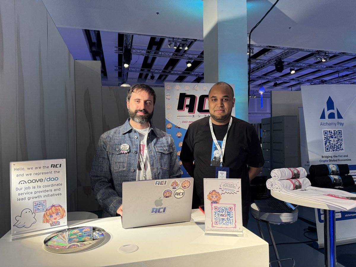 Henlo, @ETHCC day one! Join us at our both to discuss and grab great swag  if you have some $GHO 🤝