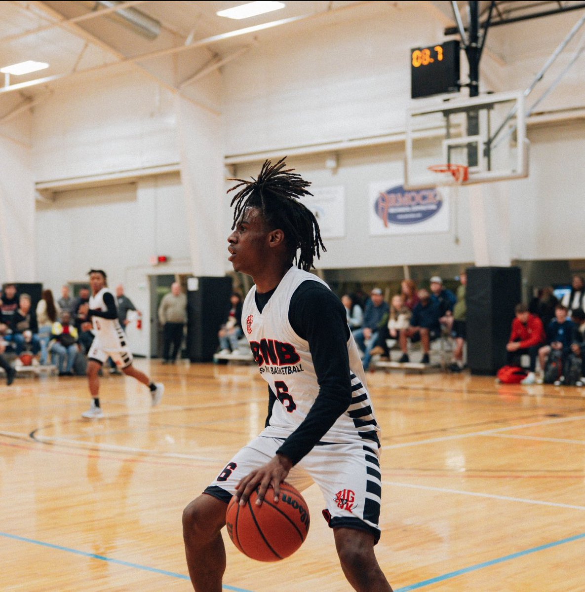 _BNBfamily's tweet photo. @Johnson8James may not lead 🅱️N🅱️ 17U statically every game but he is easily our most valuable player. A kid that plays hard EVERY possession,will guard ANY player &amp; has major physicality. His high motor leads to steals, rebounds, slashing buckets &amp; putbacks!💪🏾🔥🔴⚫️@PrepHoopsMI https://t.co/IgctqE6BtY
