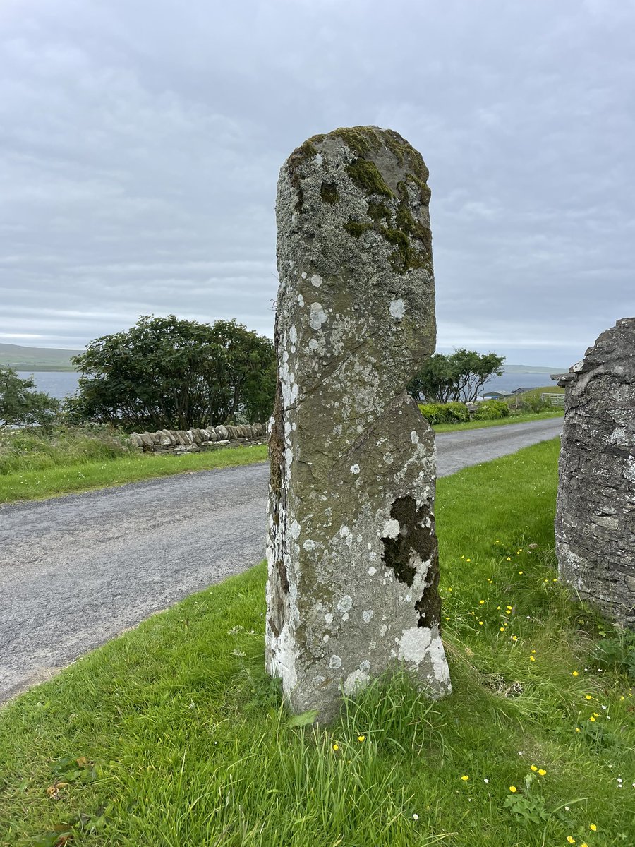 HermioneMole's tweet image. The Langstane, Frotoft on #Rousay. A candidate for both #StandingStoneSunday and #BenchmarkMonday A stone with significance across time. #Orkneyarchaeology