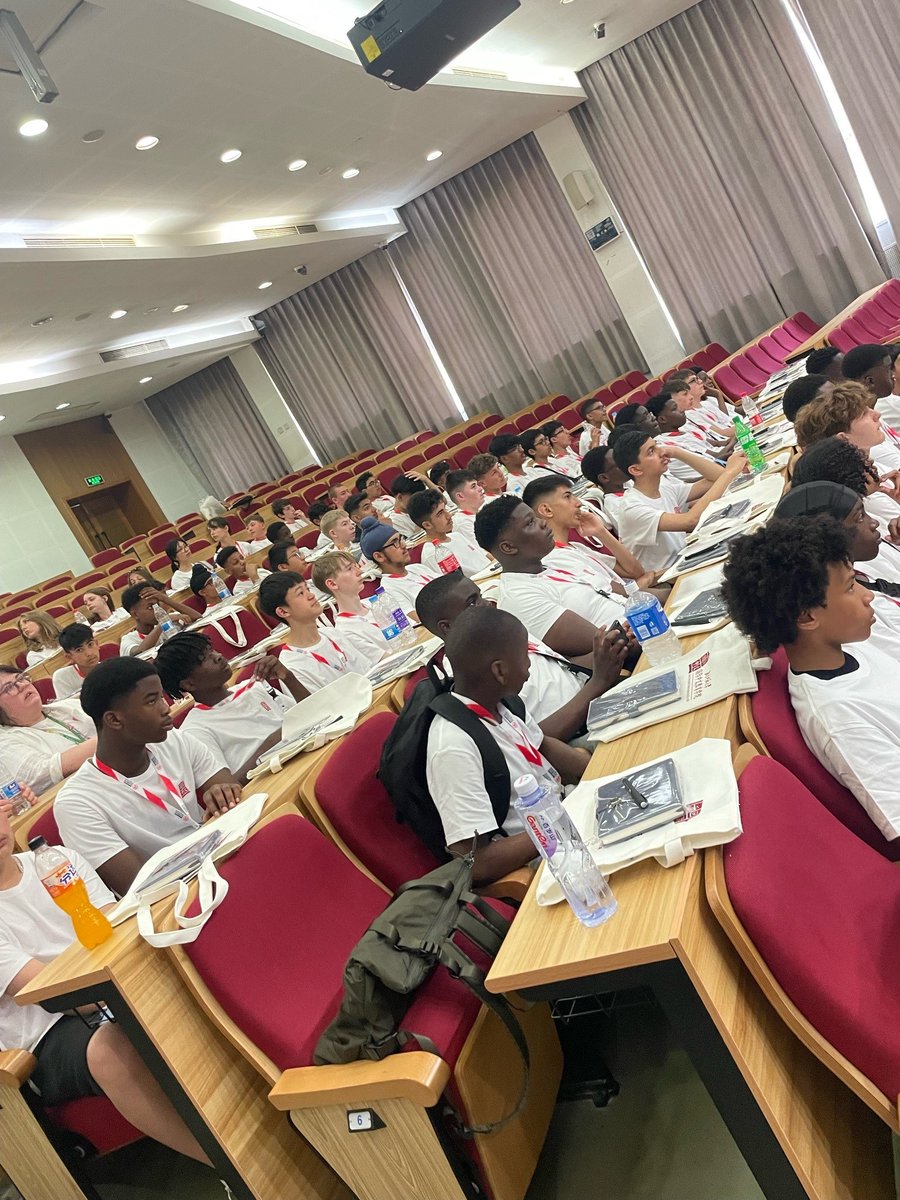 We had a busy Saturday in Beijing, including our first lessons with Teacher Wu!