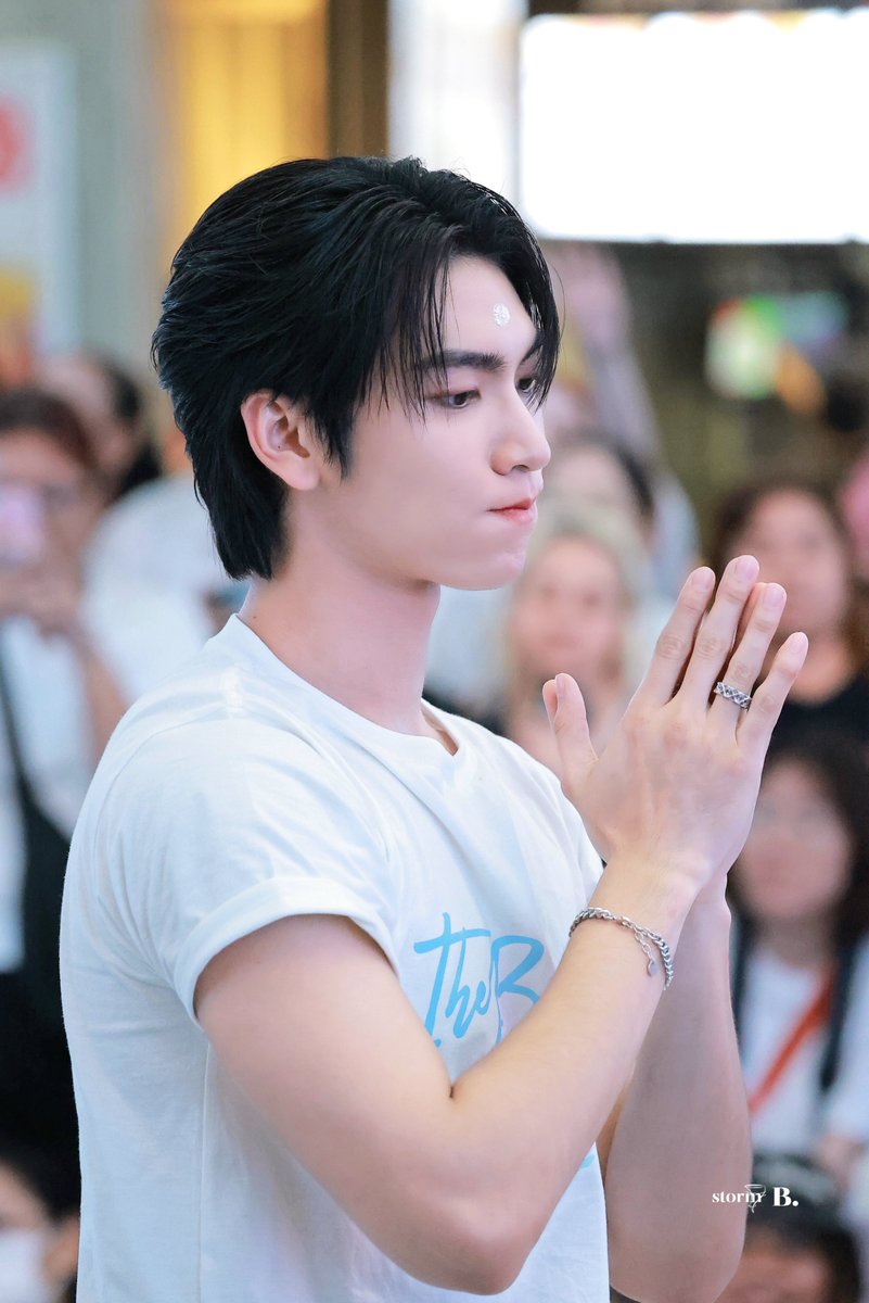 storm_b0706's tweet photo. I wish you nothing but the best🤍
แฮปปี้เบิร์ดเดย์ย้อนหลังคับ ^^ 
#Bosschaikamon https://t.co/zm5RAvqAr3