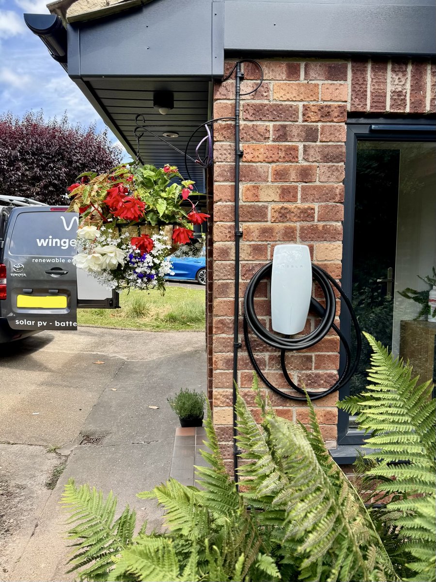 wingenergy's tweet image. Last week, Wing Energy proudly installed a Tesla Gen 3 Wall Connector for one of our esteemed clients!
We are thrilled to support our clients in their journey towards sustainable living with this top-of-the-line equipment.
#CleanEnergy #Tesla #Gen3WallConnector #EVCharging