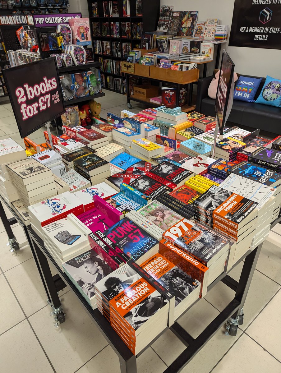 Our 2 for £7 books have a new layout! Perfect for browsing and picking up a couple holiday reading bits! 

#hmv