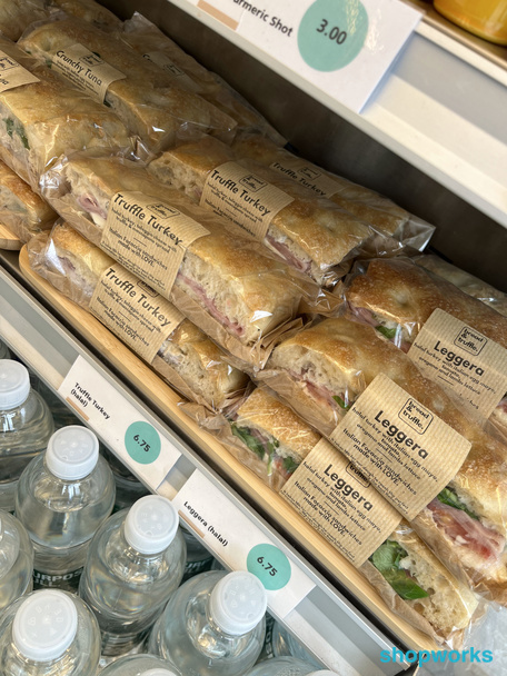 shop_works's tweet photo. Search for best-in-class coffee shops - 1/2M London – a new range of Bread and Truffle gourmet focaccia sandwiches. 

Launched 2 months ago, but already accounts for 9% of total sales!

https://t.co/G3kgDfs2Ke #shopworks #makingshopswork #retaildesign #bestinclassbenchmarking https://t.co/p3BTq8wIxI