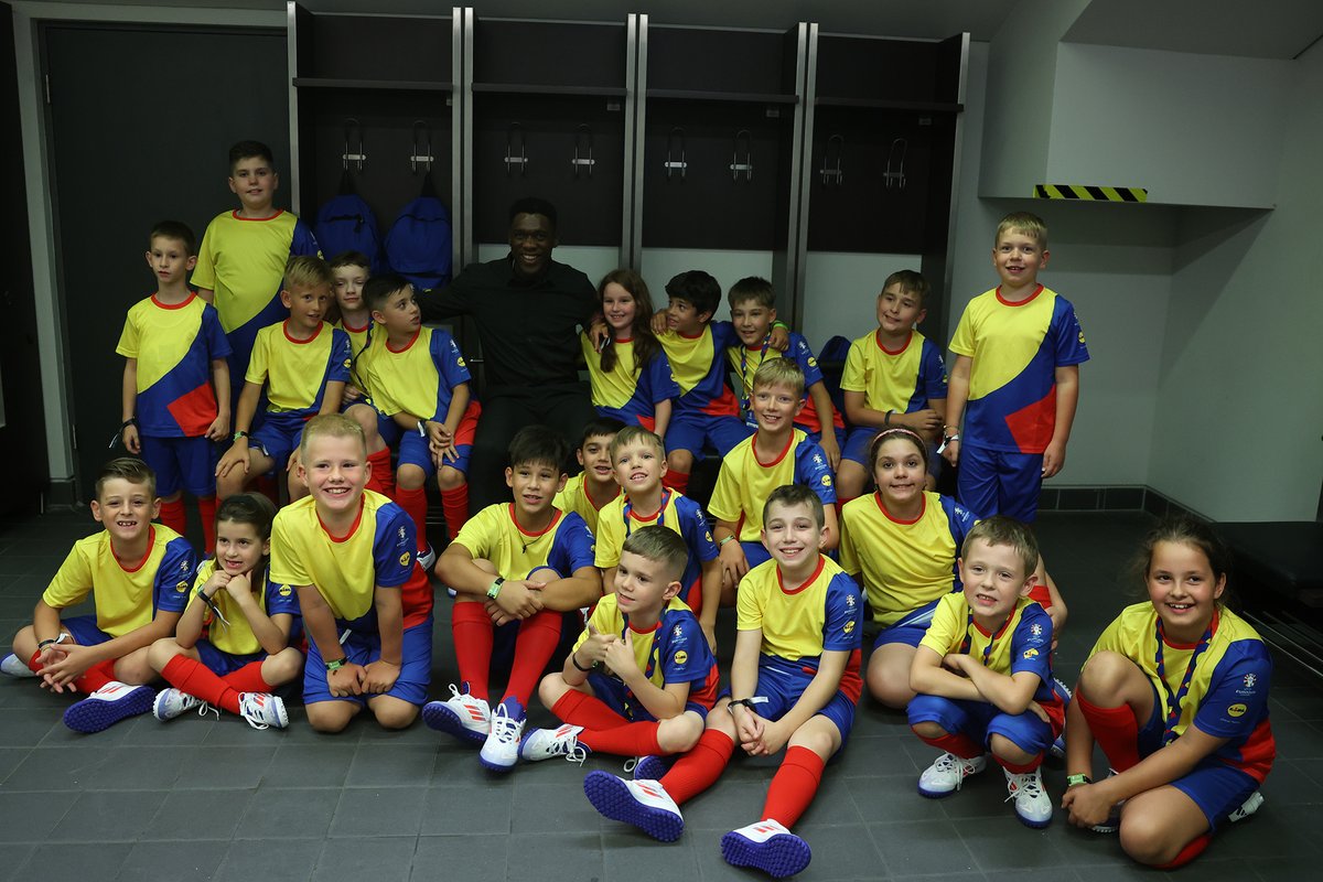 11 παιδιά μεταξύ 6 και 10 ετών κληρώθηκαν μέσω της εφαρμογής Lidl Plus και αποτέλεσαν την τυχερή ομάδα του #LidlKidsTeam Ελλάδος που έζησε μια μαγευτική εμπειρία που ευχόμαστε να θυμούνται μια ζωή!
Μάθετε περισσότερα: corporate.lidl-hellas.gr/media-center/p…