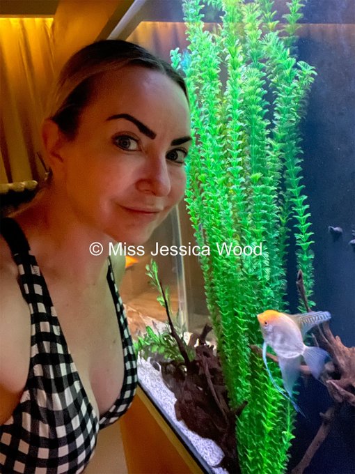 Having the best day at The Grove as it&rsquo;s Spa day! Not super sunny outside so currently lurking in the<a href="/tag/swimsuit"class="tags"><span>#swimsuit</span></a><a href="/tag/nomakeup"class="tags"><span>#nomakeup</span></a><a href="/tag/feet"class="tags"><span>#feet</span></a><a href="/tag/dominatrix"class="tags"><span>#dominatrix</span></a><a href="/tag/mistress"class="tags"><span>#mistress</span></a>