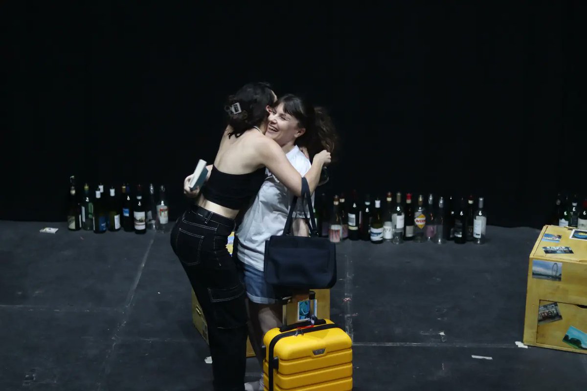 sisypheanqfplay's tweet image. ✨ How it started ➡️ How it's going ✨

Sisyphean Quick Fix from rehearsal room to stage. 

Catch us at @thepleasance this @edfringe, 31 July to 26 Aug (Not 14), 11.05AM, Pleasance Courtyard, Below. 

Ticket link in bio. 

📸 by Emma Micallef

#SisypheanQuickFix #edfringe24