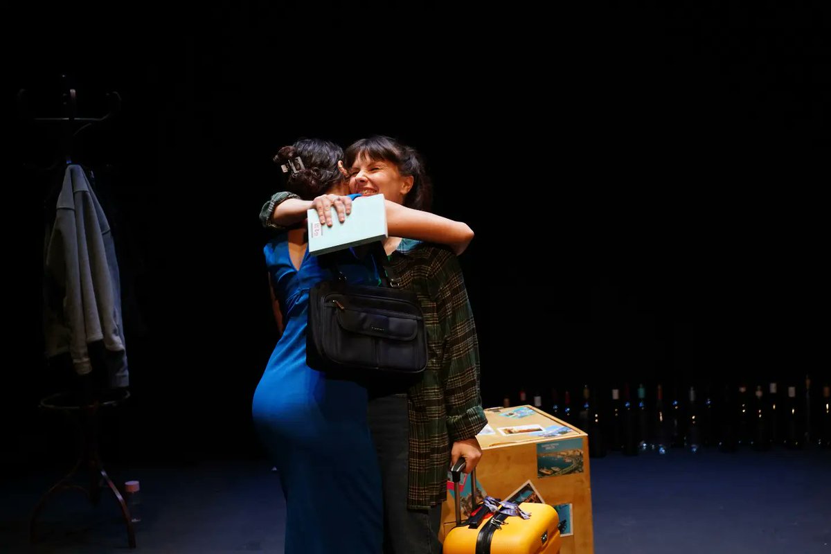 sisypheanqfplay's tweet image. ✨ How it started ➡️ How it's going ✨

Sisyphean Quick Fix from rehearsal room to stage. 

Catch us at @thepleasance this @edfringe, 31 July to 26 Aug (Not 14), 11.05AM, Pleasance Courtyard, Below. 

Ticket link in bio. 

📸 by Emma Micallef

#SisypheanQuickFix #edfringe24