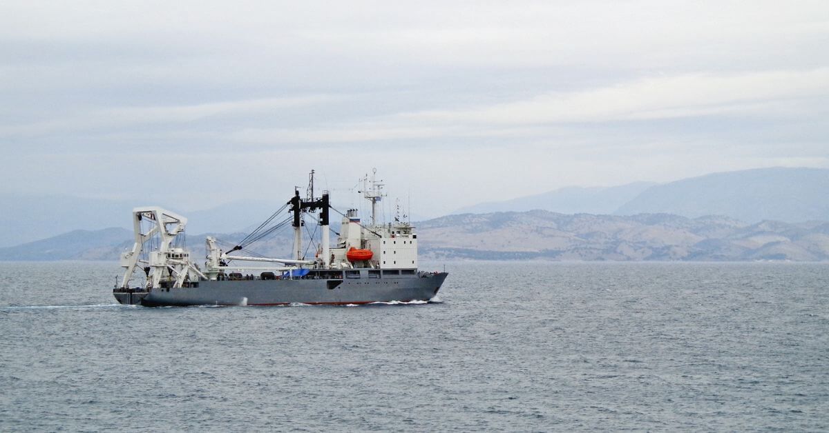 MarineInsight's tweet photo. Sri Lanka will begin easing its ban on foreign research vessels docking at its ports next year.
Check out this article 👉https://t.co/HBqxb5K8v8
#SriLanka #ResearchShip #Port #Maritime #MarineInsight #Merchantnavy #Merchantmarine #MerchantnavyShips https://t.co/P3IVBQ6iYK