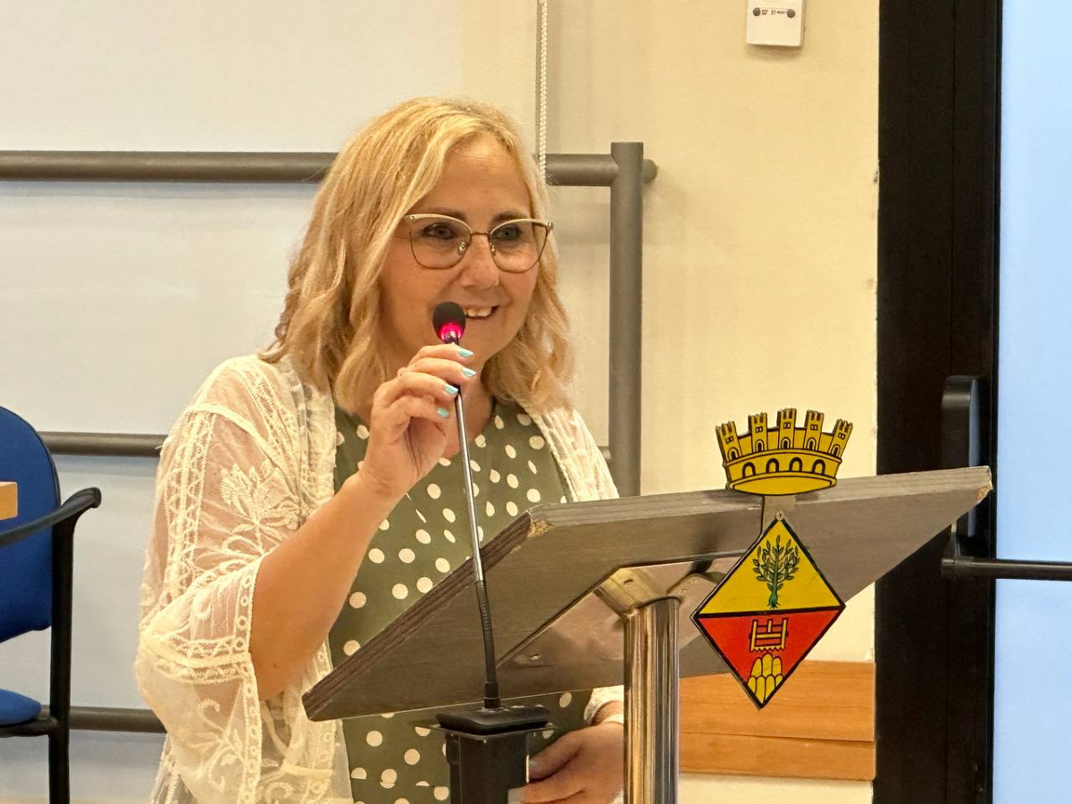 🔴 PREMIS DE RECERCA VILA D'OLESA |

📌 Montse Sanclemente, guanyadora del Premi Vila d'Olesa 2024: "S'ha de reconèixer la figura de les infermeres d'anestèsia i definir les seves competències".

#Notícia 🔗i.mtr.cool/ywyvhcltwe
