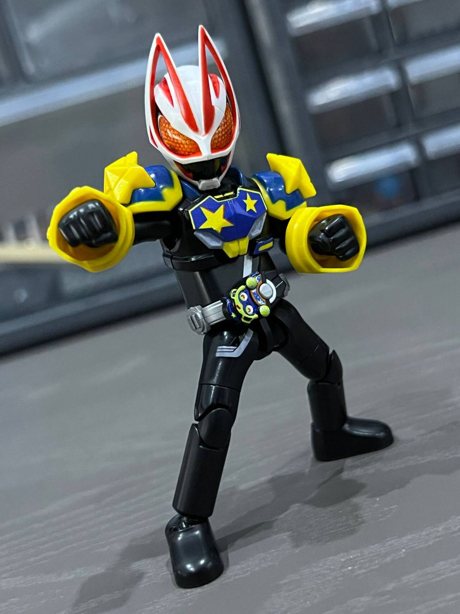 GR97gZlbgAEv8t5.jpg