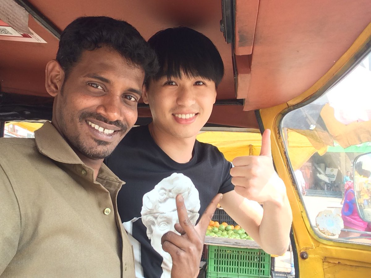 Amazingauto5758's tweet photo. "If you see a customer as a mere client, you can only provide a service. But if you see a customer as a god, you can create true delight."🙌✨
#CustomerExperience #ServiceExcellence 
#CustomerJoy
#CustomerDelight
 #HappyCustomers
 #CustomerLove
#CustomerSatisfaction
#CustomerSuccess