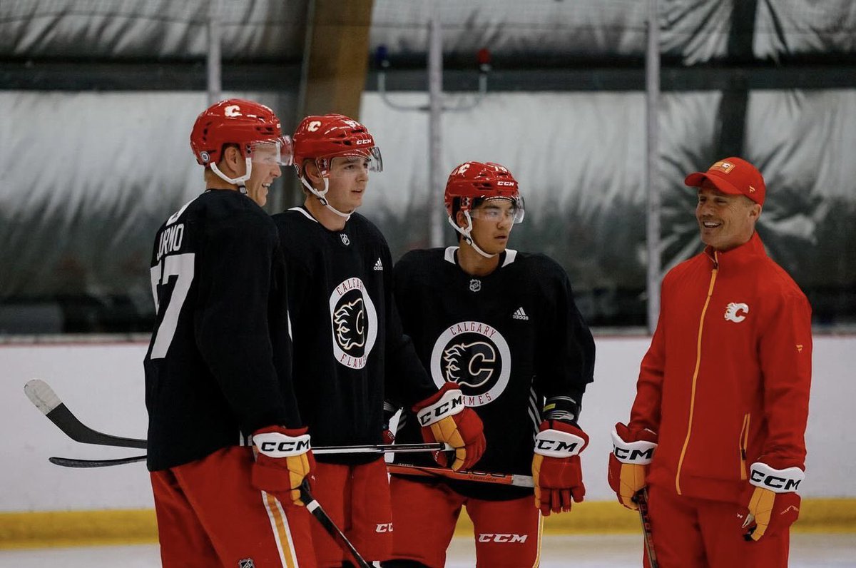 AugieMHockey's tweet image. Congrats to Hayden Hennen at the @NHLFlames Development Camp last week 🏒

#WeHoldThePen