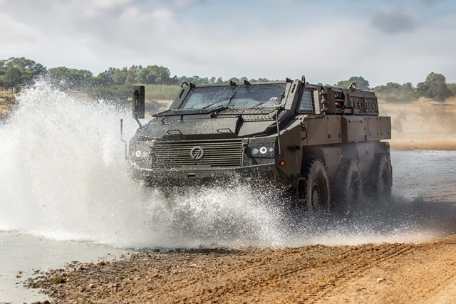 dailydefense6's tweet image. South Africa’s Paramount Group Unveils Next-gen Mbombe 6 IFV

The Mark 3 features a redesigned electrical system, better driver ergonomics, new interior layout, enhanced engine bay protection, and improved recovery capabilities.

defensemirror.com/news/37220/Sou…
#ParamountGroup #Mbombe6