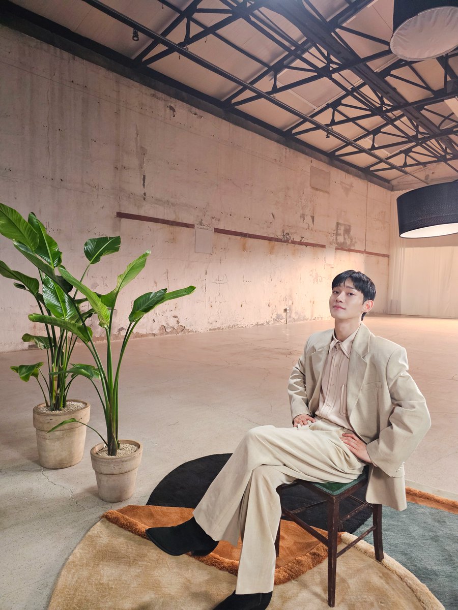 CHEN_official tweet media