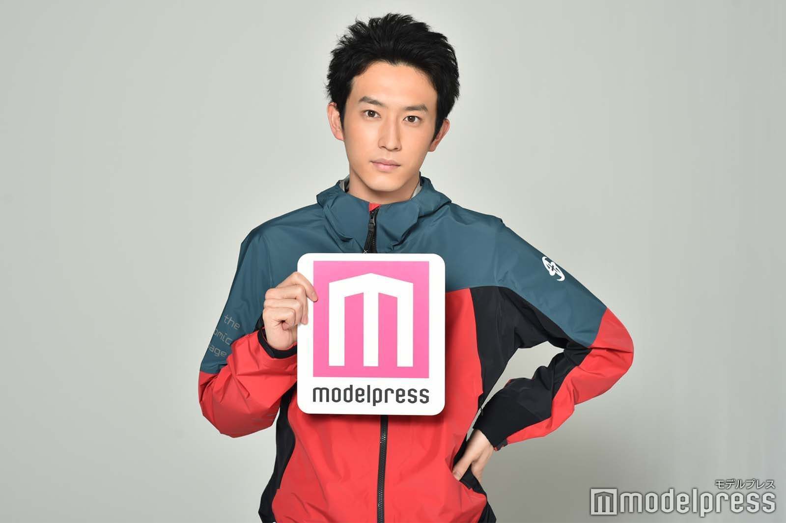 杉野遥亮 サイン/当選品 ドラマ『👑新しい王様』@Season1、Season2全話配信中 on X