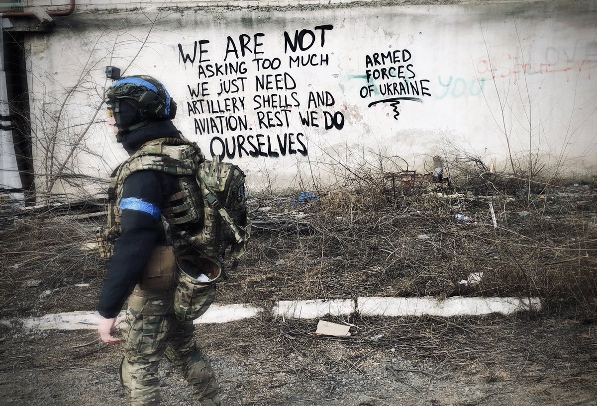 східний tweet media