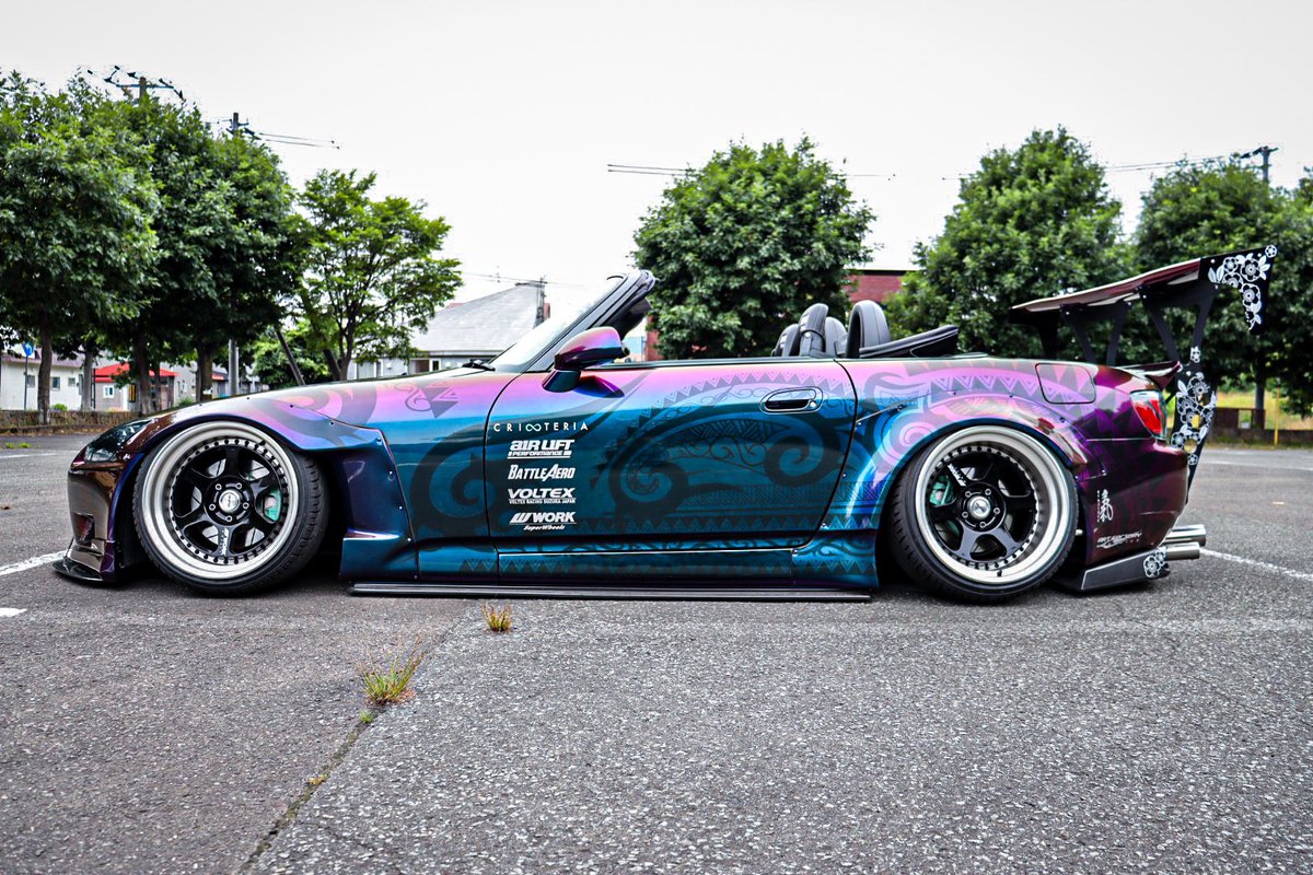 takamari0501's tweet image. GRAPHIC:ART FACTORY 

アートファクトリーさんに、マジョーラを生かしたデザインから施工までしてもらいました。
札幌までわざわざ来ていただき、ありがとうございました🙇‍♂️
#アートファクトリー
#ARTFACTORY