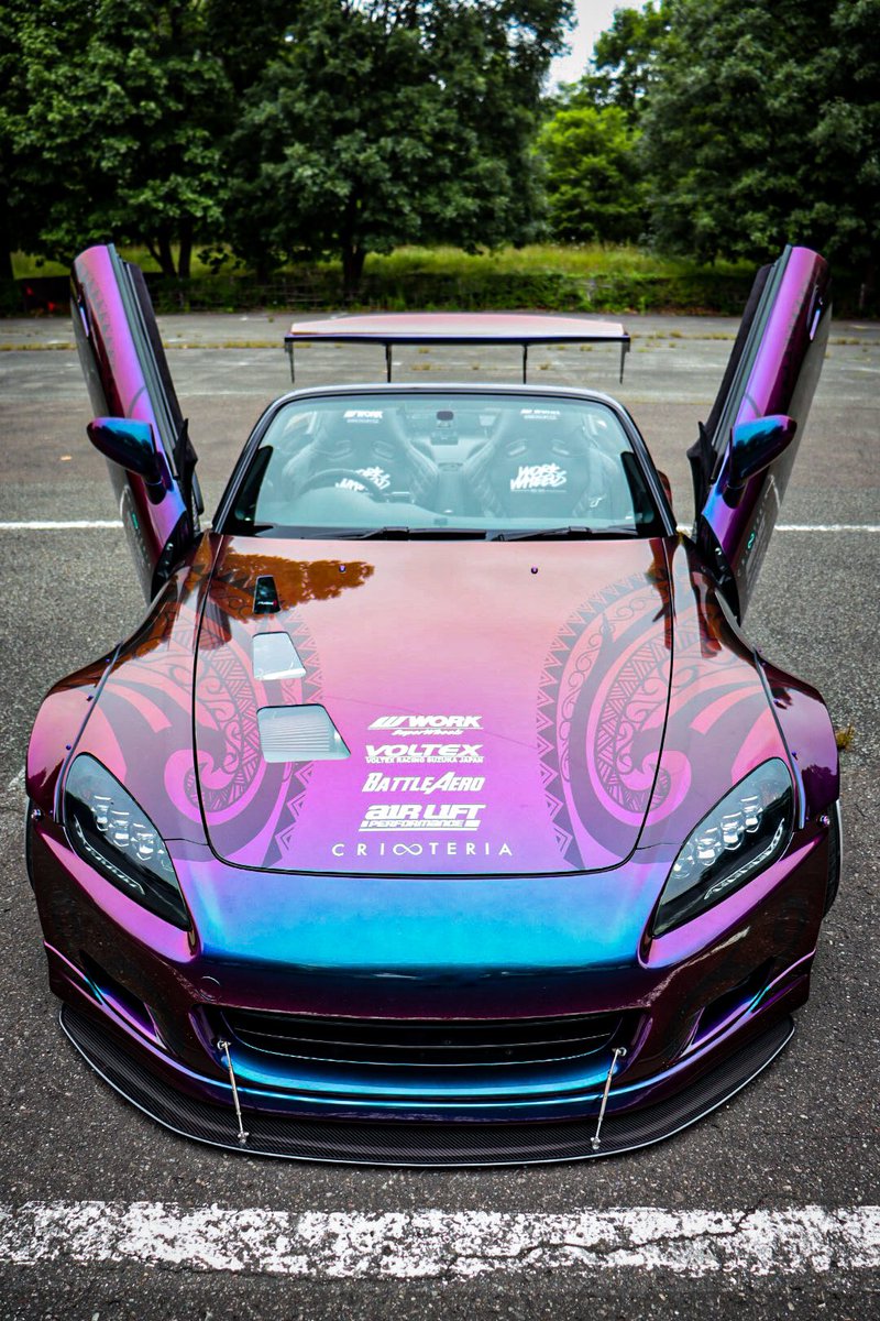 takamari0501's tweet image. GRAPHIC:ART FACTORY 

アートファクトリーさんに、マジョーラを生かしたデザインから施工までしてもらいました。
札幌までわざわざ来ていただき、ありがとうございました🙇‍♂️
#アートファクトリー
#ARTFACTORY