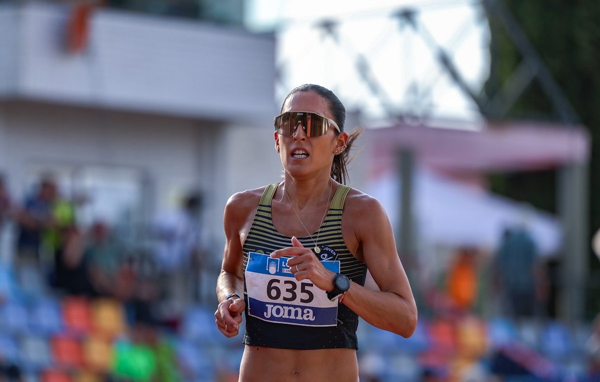 Laura García Padilla y Fátima Sánchez Aguilera, atletas del <a href="/CAGranadaJoven/">Atletismo Granada Joven</a> BRONCE en el Español máster.
Léelo en el siguiente enlace:
atletismogranadajoven.com/2-bronces-en-e…
