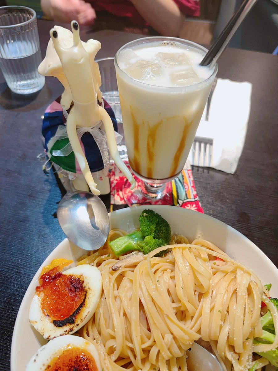 beginningchen's tweet photo. Daily ~ 

Delicious pasta and brown sugar milk😋

#wonderfrog #wandashop #wandain台灣 #wandain台湾 #ワンダーフロッグ https://t.co/gJyVEowt0F